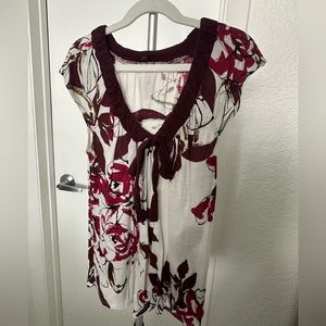 Anthropologie Left Of Center Floral Top Size XS